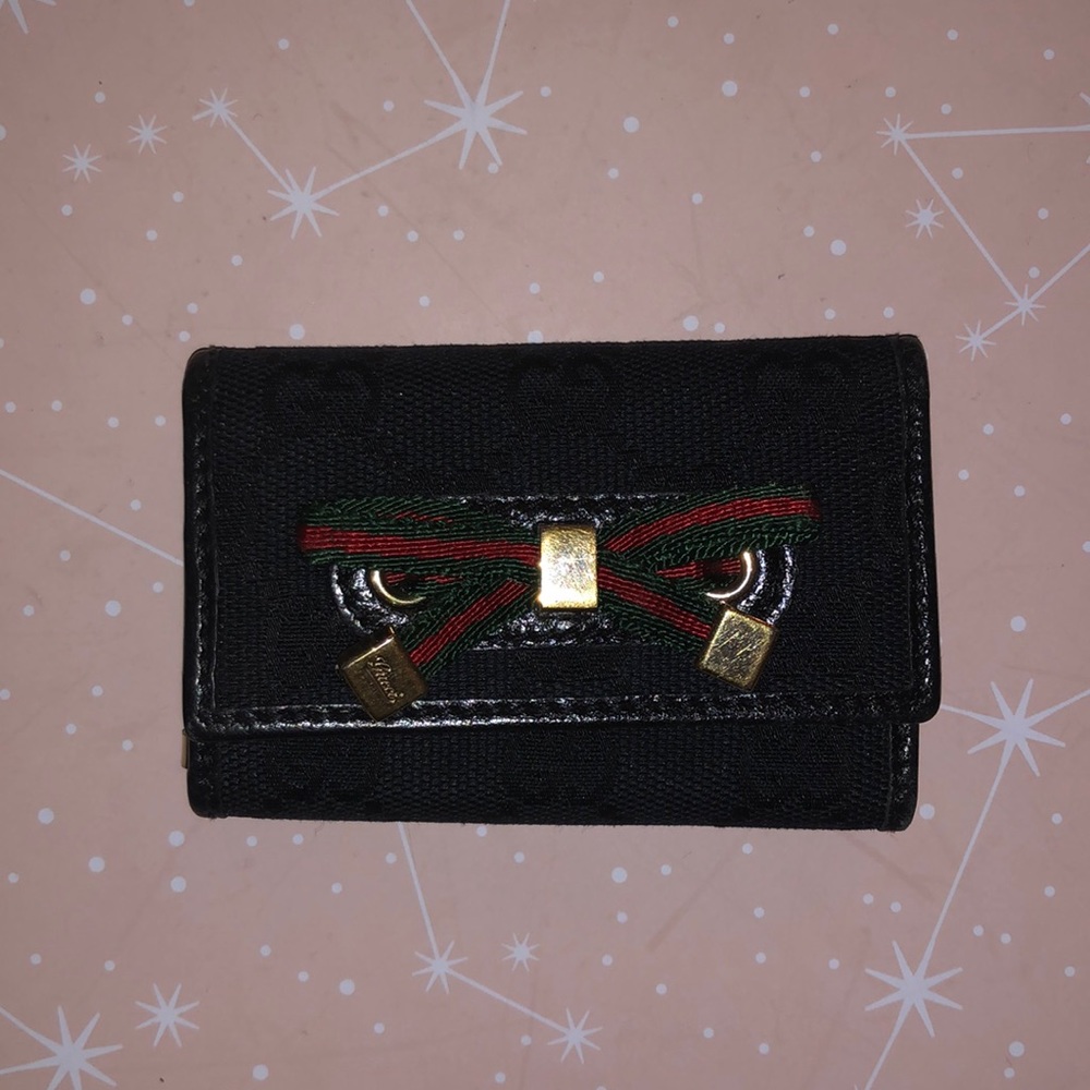 Gucci Gg Black Web Stripe Web Bow Key Holder - image 1